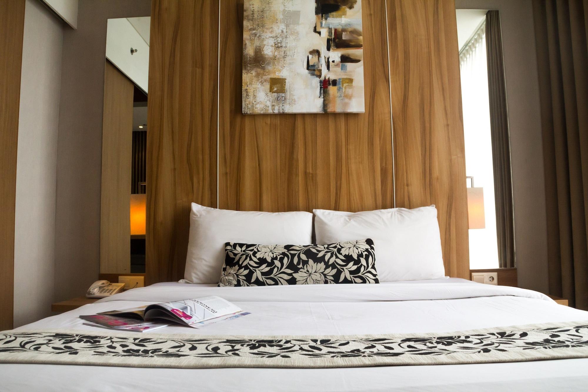 Verona Palace Hotel Bandung Luaran gambar