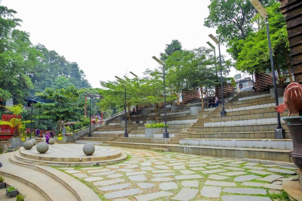 Verona Palace Hotel Bandung Luaran gambar