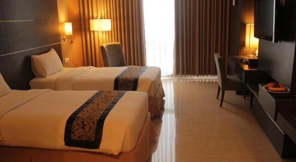 Verona Palace Hotel Bandung Luaran gambar