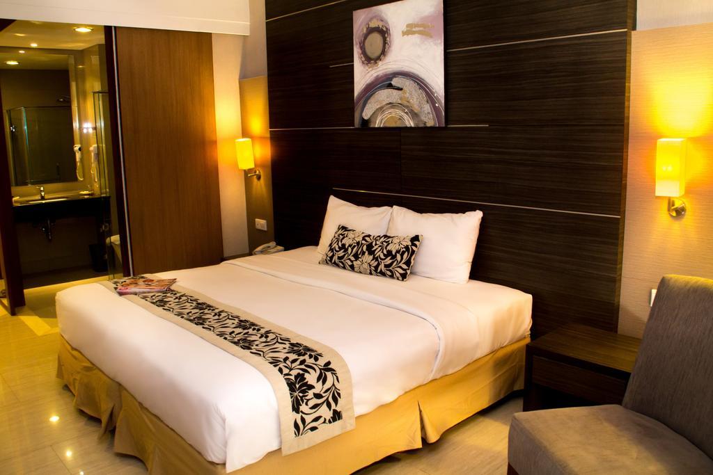 Verona Palace Hotel Bandung Luaran gambar
