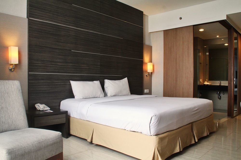 Verona Palace Hotel Bandung Luaran gambar