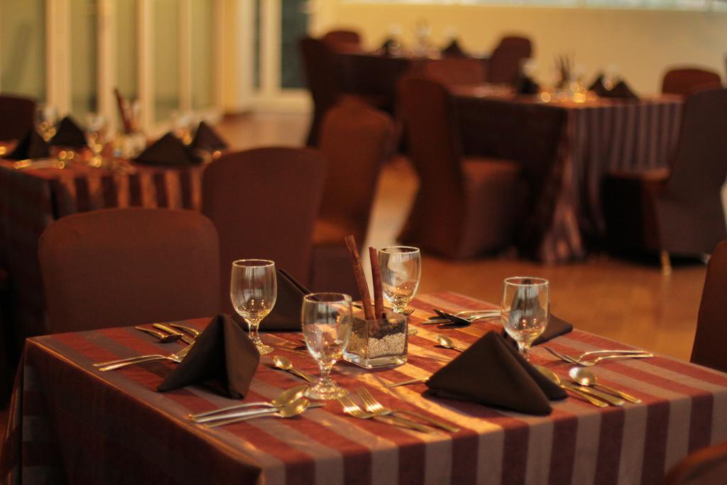 Verona Palace Hotel Bandung Luaran gambar